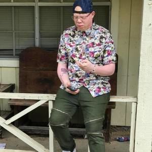 Meet your Posher, Daniel